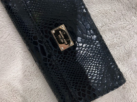 Michael Kors lompakko, Laukut ja hatut, Asusteet ja kellot, Espoo, Tori.fi Michael Kors lompakko, Laukut ja hatut, Asusteet ja kellot, Espoo, Tori.fi