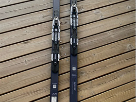 Aromic murtomaahiihtosukset 209cm, Hiihto, Urheilu ja ulkoilu, Helsinki, Tori.fi Aromic murtomaahiihtosukset 209cm, Hiihto, Urheilu ja ulkoilu, Helsinki, Tori.fi
