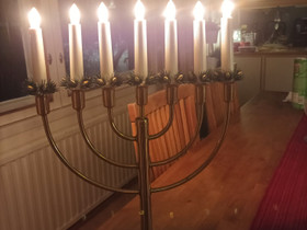 Messinkisiä joulukynttelikköjä 2kpl, Valaisimet, Sisustus ja huonekalut, Turku, Tori.fi Messinkisiä joulukynttelikköjä 2kpl, Valaisimet, Sisustus ja huonekalut, Turku, Tori.fi