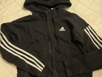 Adidas huppari