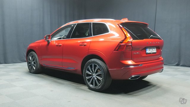 Volvo XC60 4