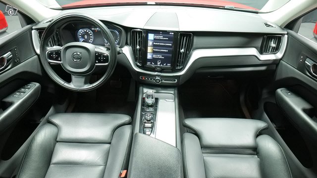 Volvo XC60 10