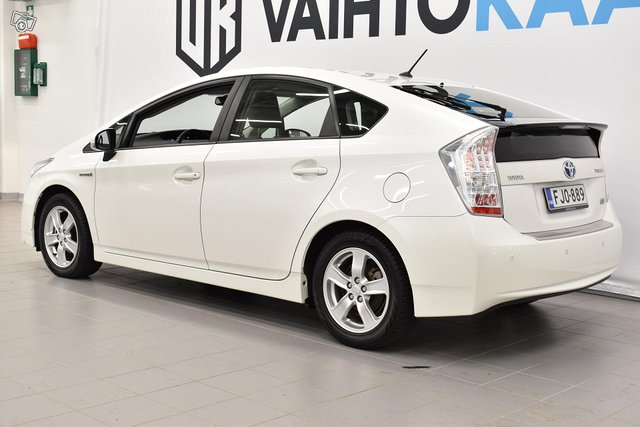 Toyota Prius 5