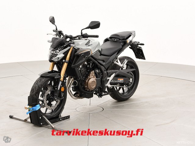 Honda CB 4