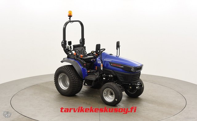 Farmtrac FT22 4WD 1