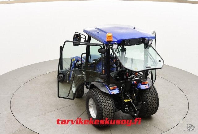 Farmtrac FT26 HST 4wd MAX Kuormaajalla 3