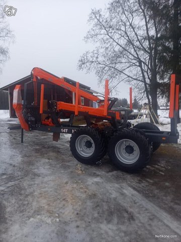 MTM Forest 8600 Ja 14T PRO Forest 4WD Rullaveto, kuva 1