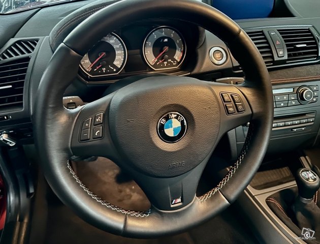 BMW 1M 12