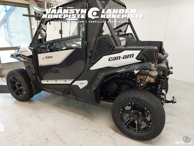 Can-Am Maverick 2