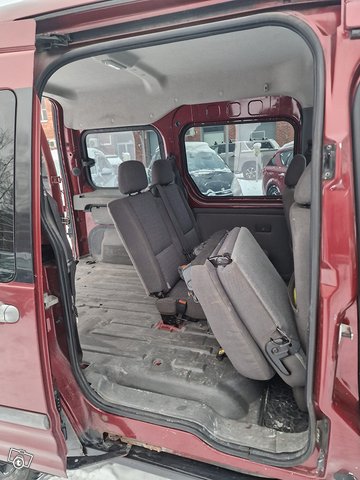 Ford Transit Connect 13