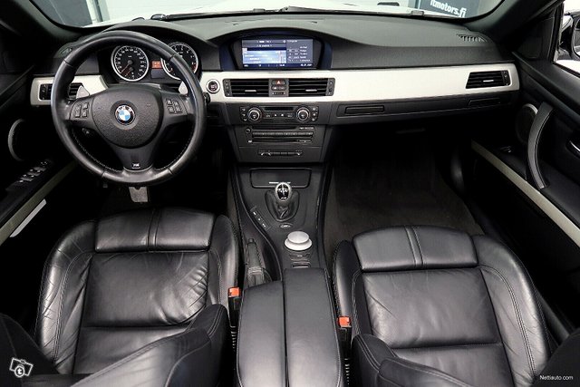 BMW M3 9