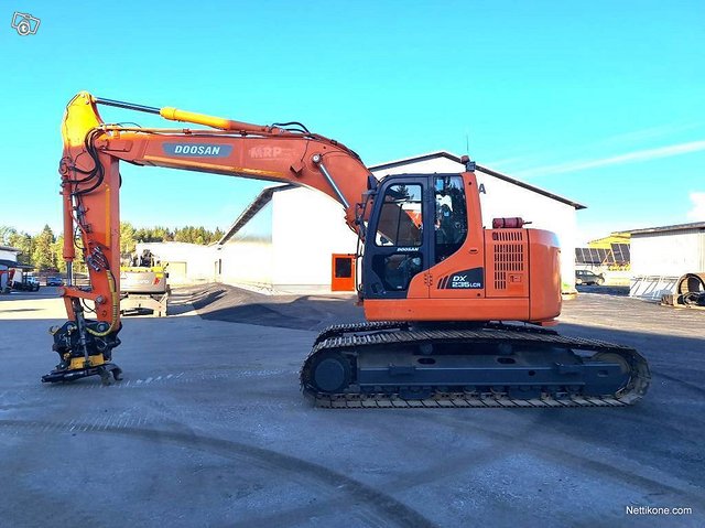 Doosan DX235LCR PYÖRITTÄJÄLLÄ 1