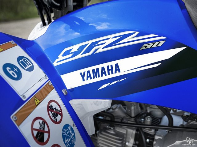 Yamaha YFZ 4