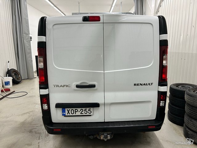 Renault Trafic 6