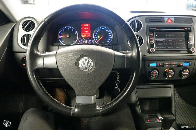 Volkswagen Tiguan 15