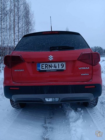 Suzuki Vitara 2