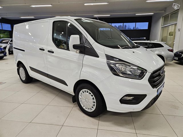 Ford Transit Custom 3