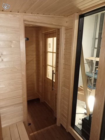 Jole Saunat saunavaunu pukuhuoneella 7