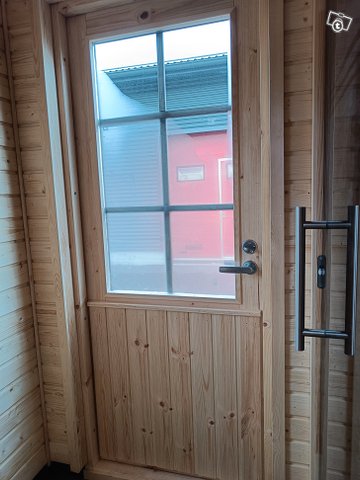 Jole Saunat saunavaunu pukuhuoneella 18