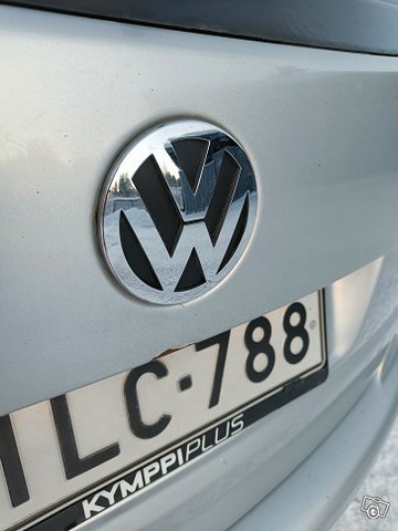 Volkswagen Touran 7