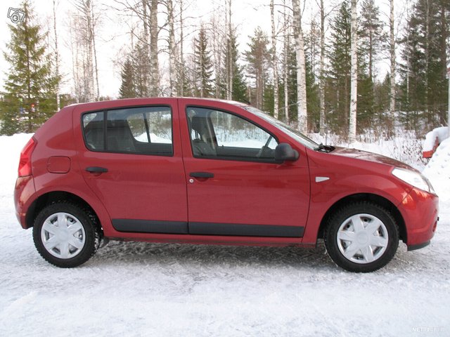 Dacia Sandero, kuva 1