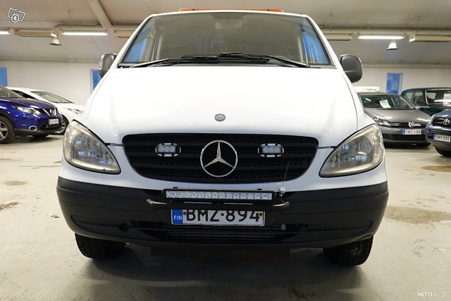 Mercedes-Benz Vito 8