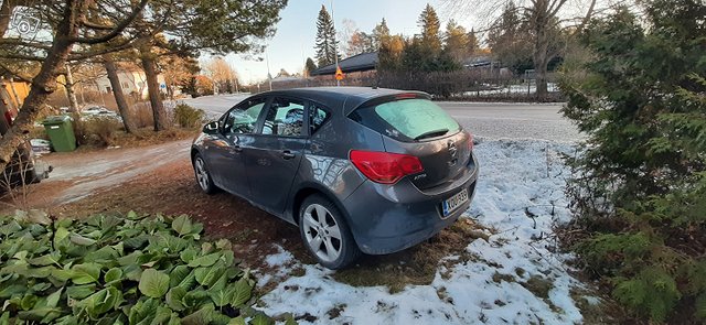 Opel Astra 4