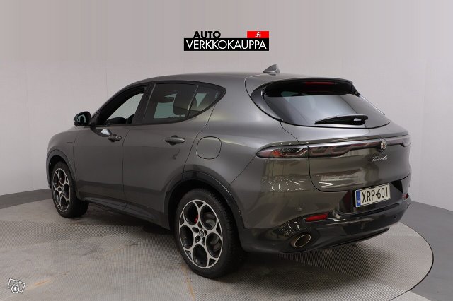 Alfa Romeo Tonale 4