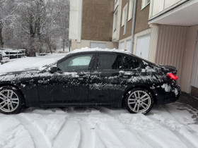 BMW 8x18 vanteet 225/45 Pirelli nastarenkenkailla, Renkaat ja vanteet, Helsinki, Tori.fi