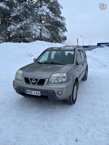 Nissan X-Trail 2