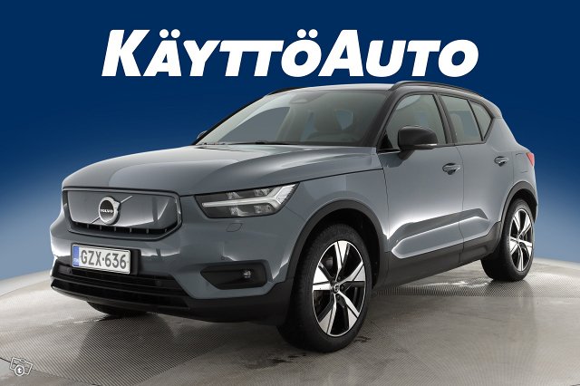 VOLVO XC40 1