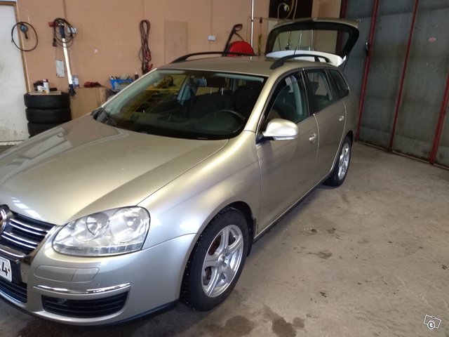 Volkswagen Golf 2