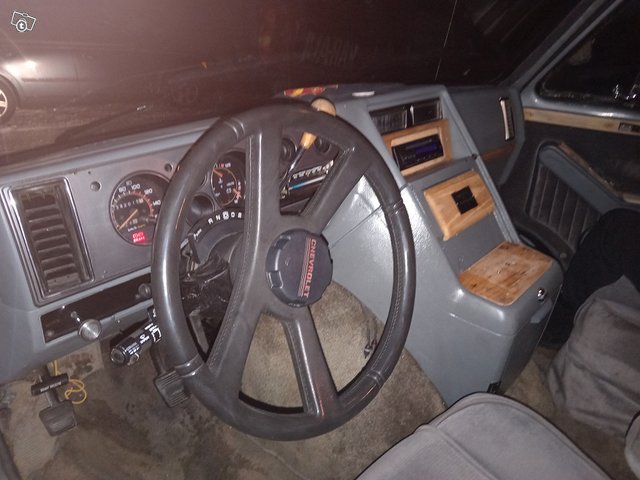 Chevrolet Van 10