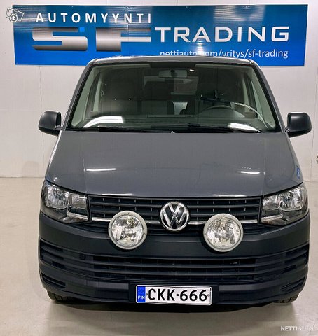 Volkswagen Transporter 9