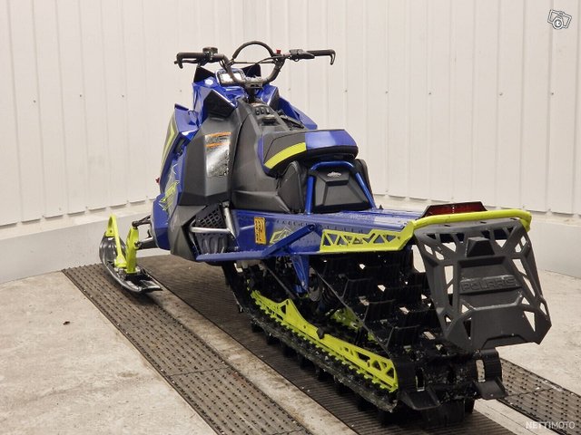 Polaris RMK 4