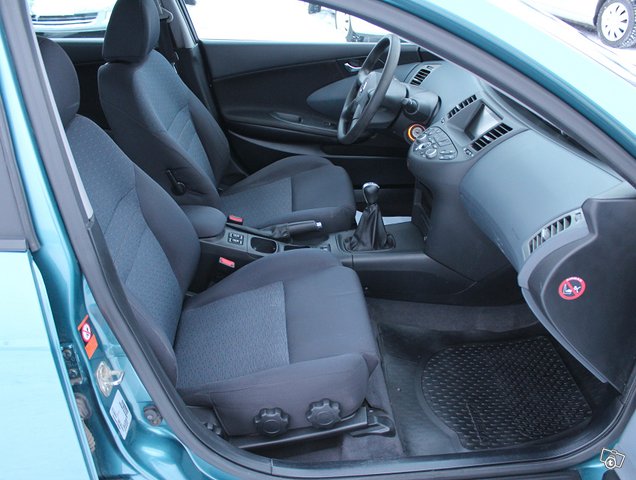 Nissan Primera 14