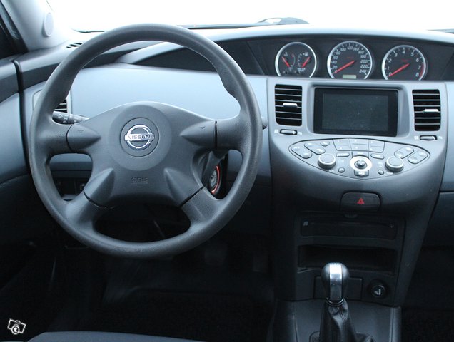 Nissan Primera 16