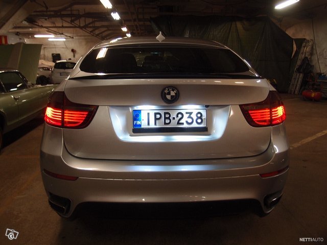 BMW X6 23
