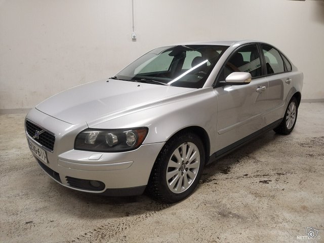 Volvo S40, kuva 1