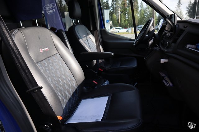 Ford Transit 17