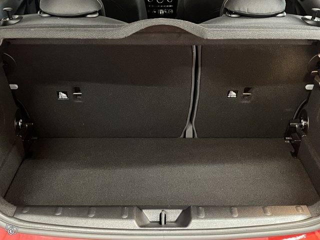MINI Hatchback 5