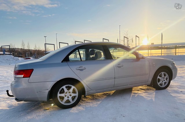 Hyundai Sonata 8