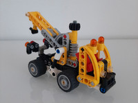 Lego Technic 42031 Nosturikuorma-auto 2-in-1