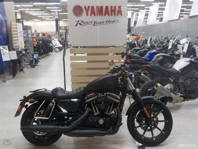 Harley-Davidson Sportster 1