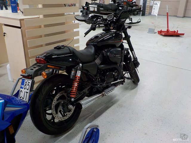 Harley-Davidson Street 4