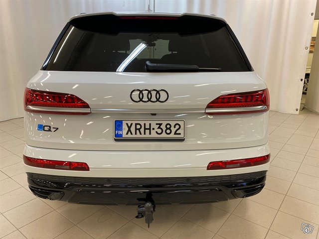 Audi Q7 3