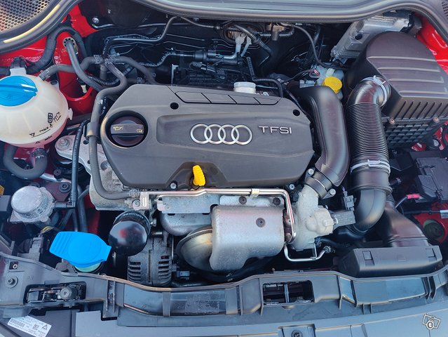 Audi A1 6