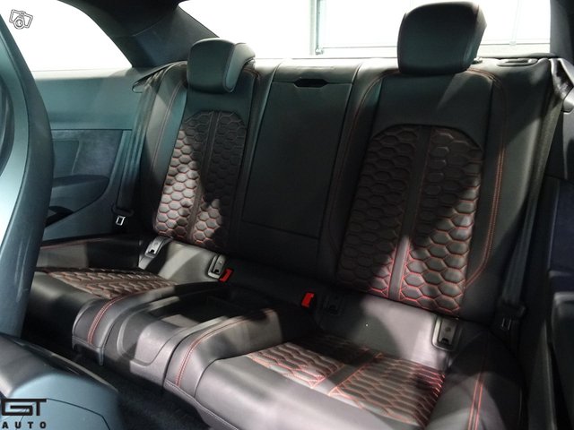 Audi RS5 10