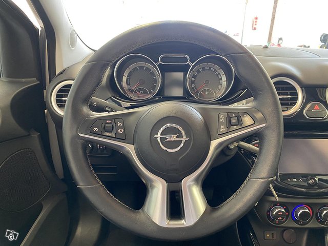 Opel Adam 10