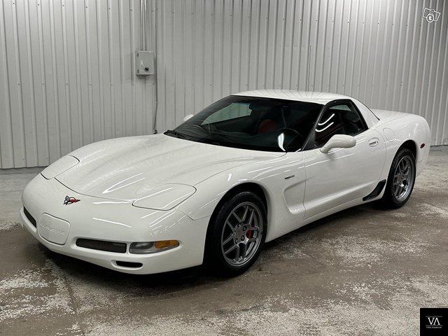 Chevrolet Corvette 1